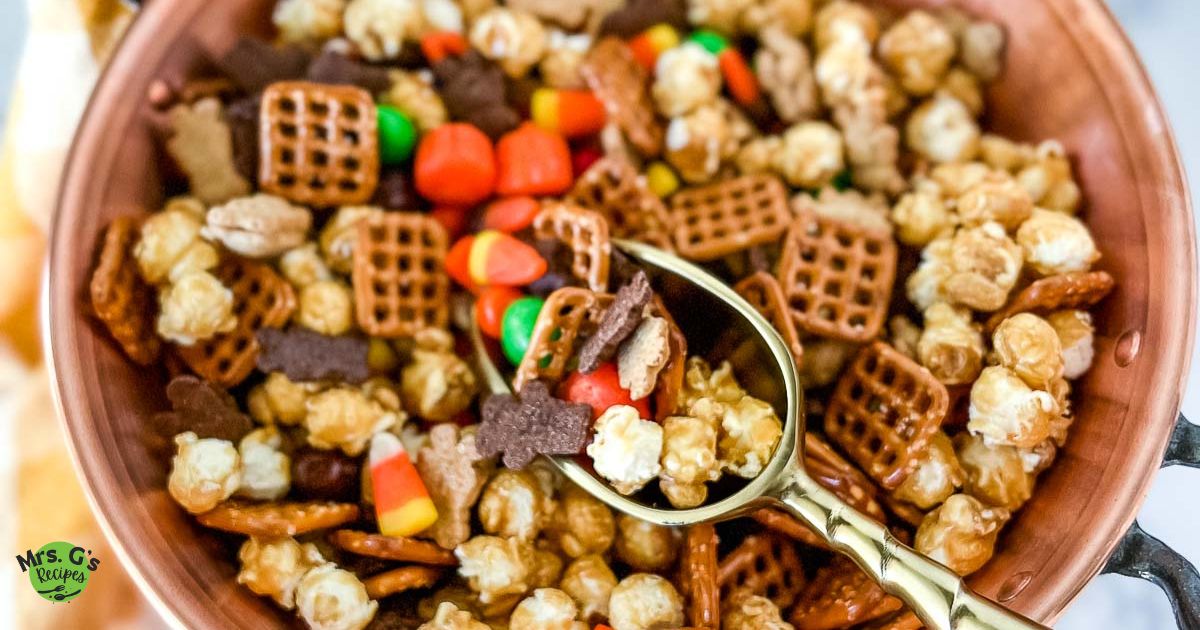 Halloween Snack Mix